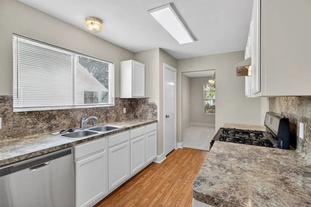 803 Dragonfly Dr, Conroe, TX 77301