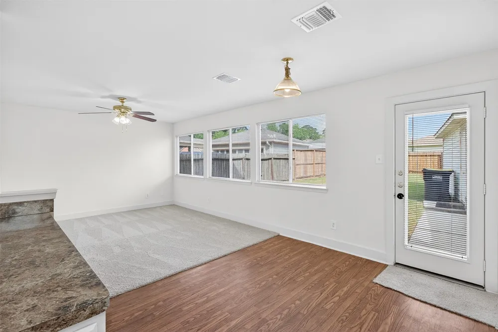803 Dragonfly Dr, Conroe, TX 77301