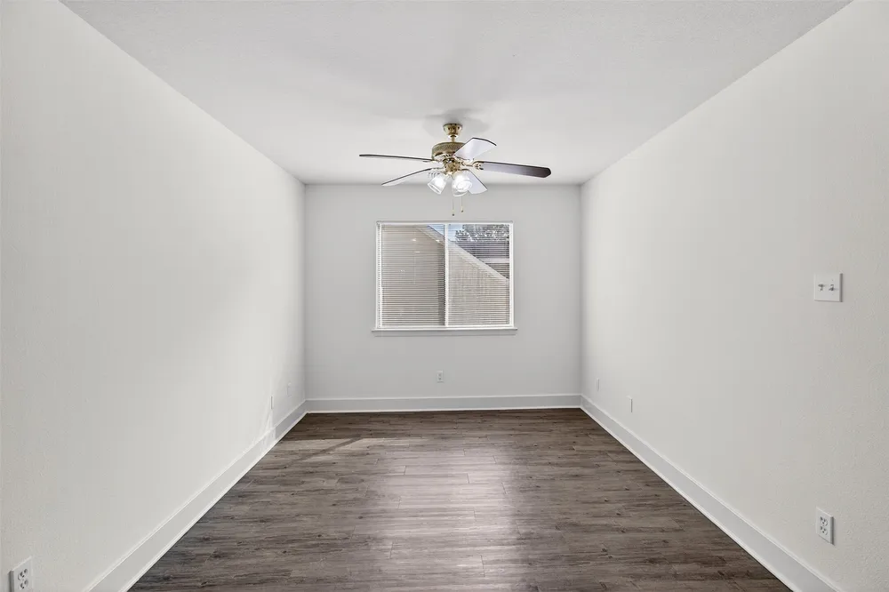803 Dragonfly Dr, Conroe, TX 77301
