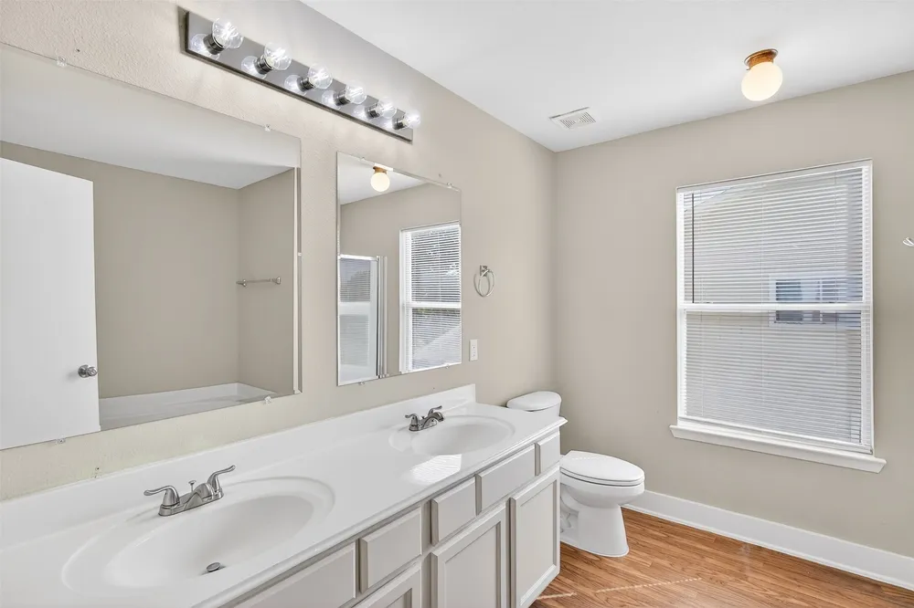 803 Dragonfly Dr, Conroe, TX 77301