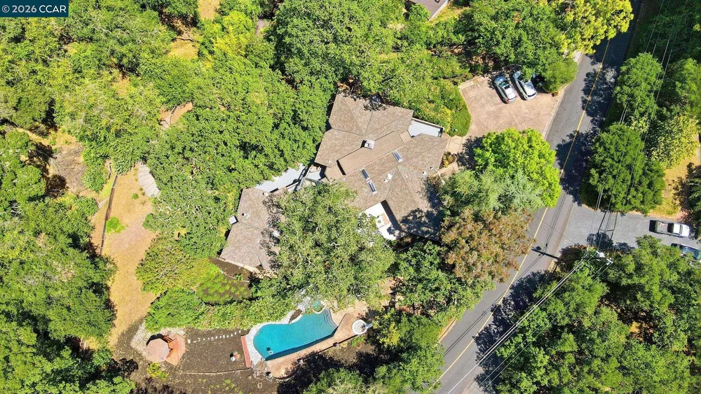 130 Montair Dr, Danville, CA 94526
