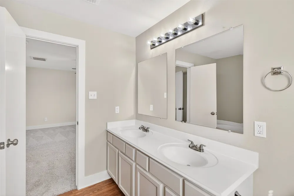 803 Dragonfly Dr, Conroe, TX 77301