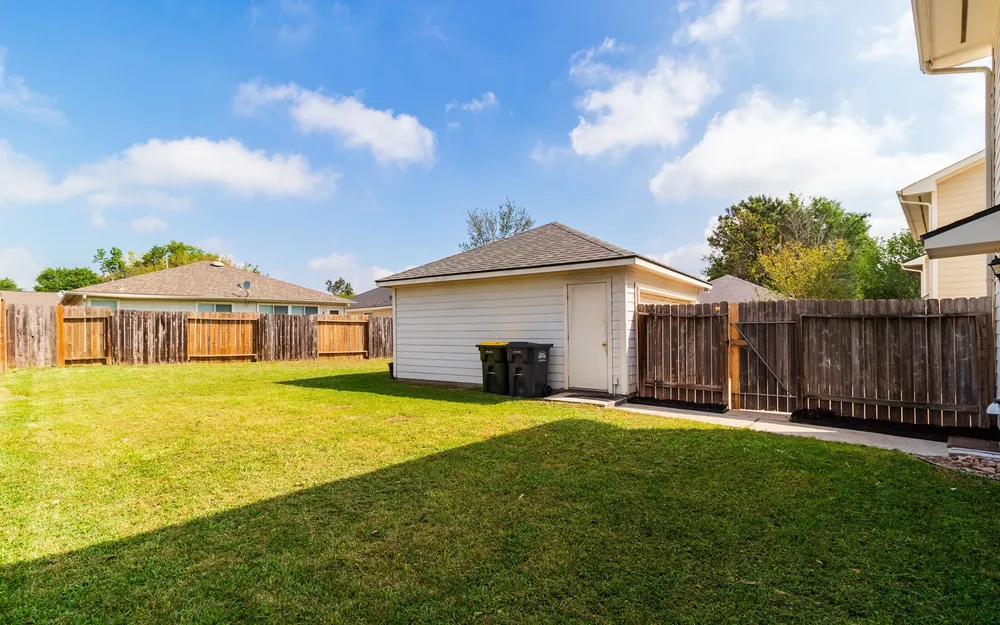 803 Dragonfly Dr, Conroe, TX 77301