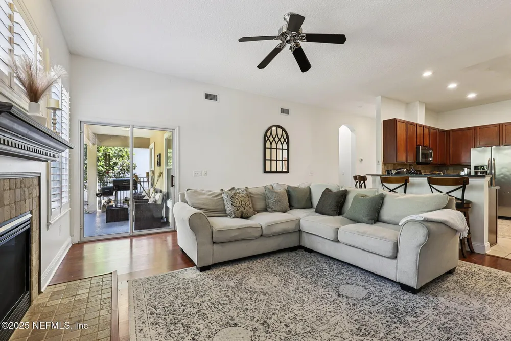 333 Stokes Creek Dr, St Augustine, FL 32095