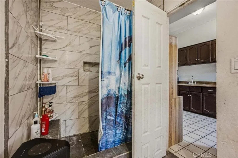 915 Stichman Ave, La Puente, CA 91746