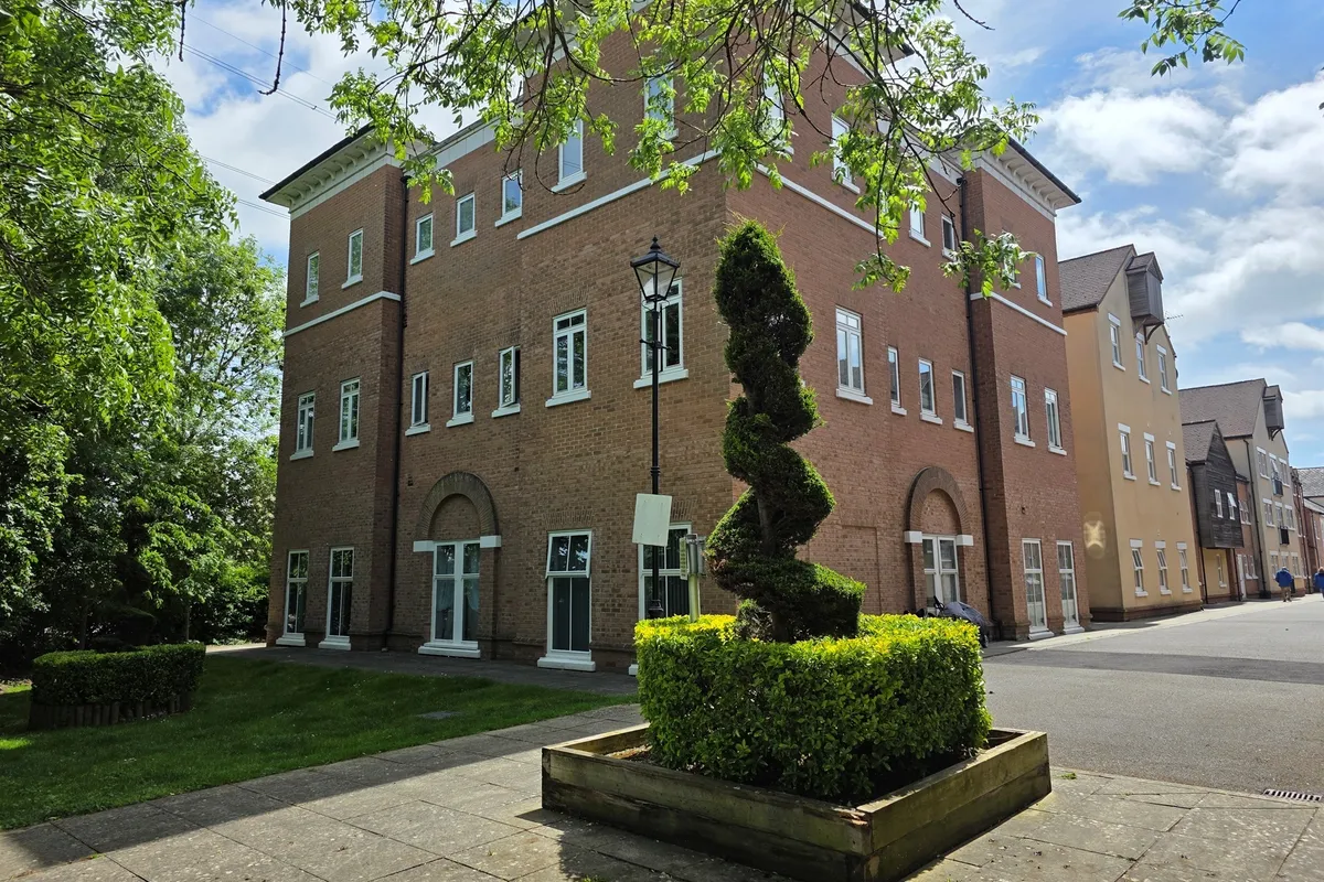 Pine Street, Fairford Leys, Aylesbury