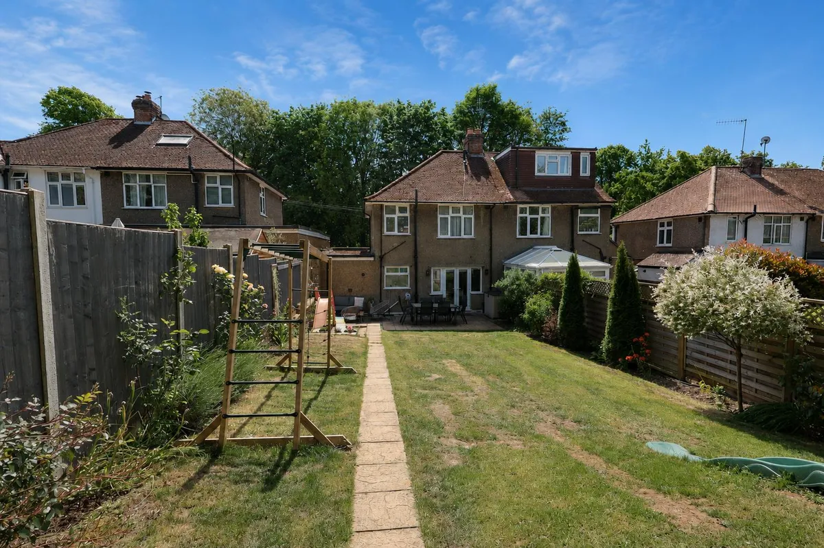 Bunkers Lane, Hemel Hempstead, Hertfordshire, HP3 8AX
