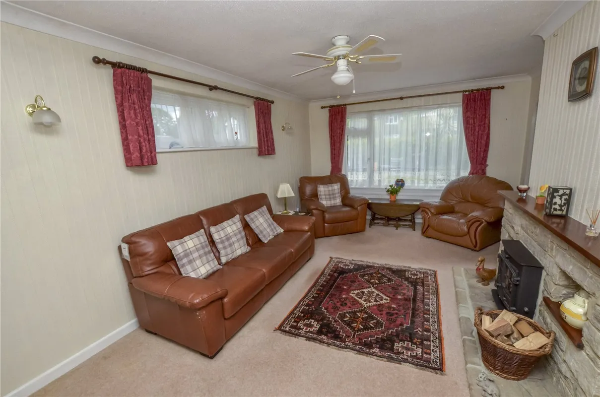 Glenwood Road, West Moors, Ferndown, Dorset, BH22