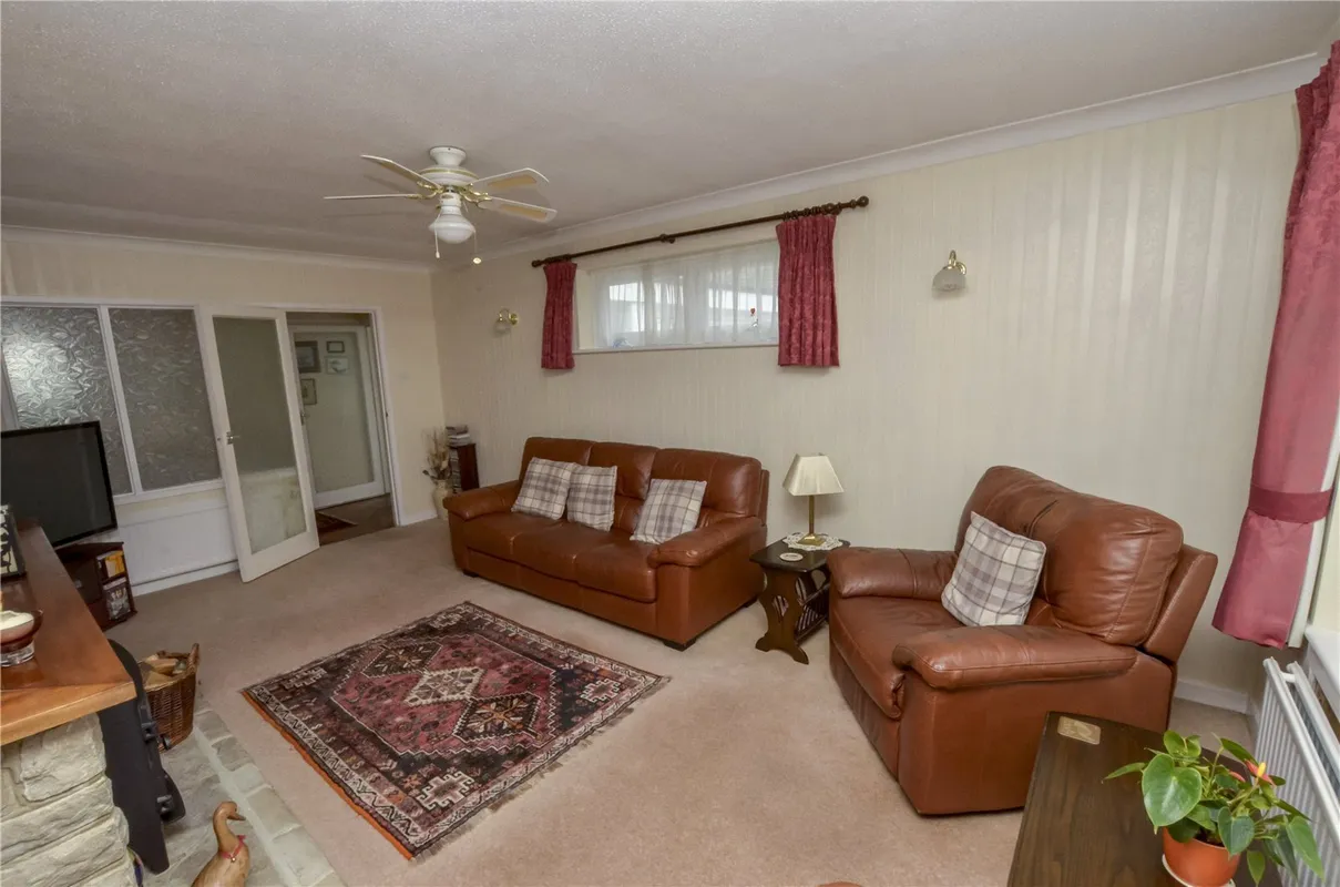 Glenwood Road, West Moors, Ferndown, Dorset, BH22