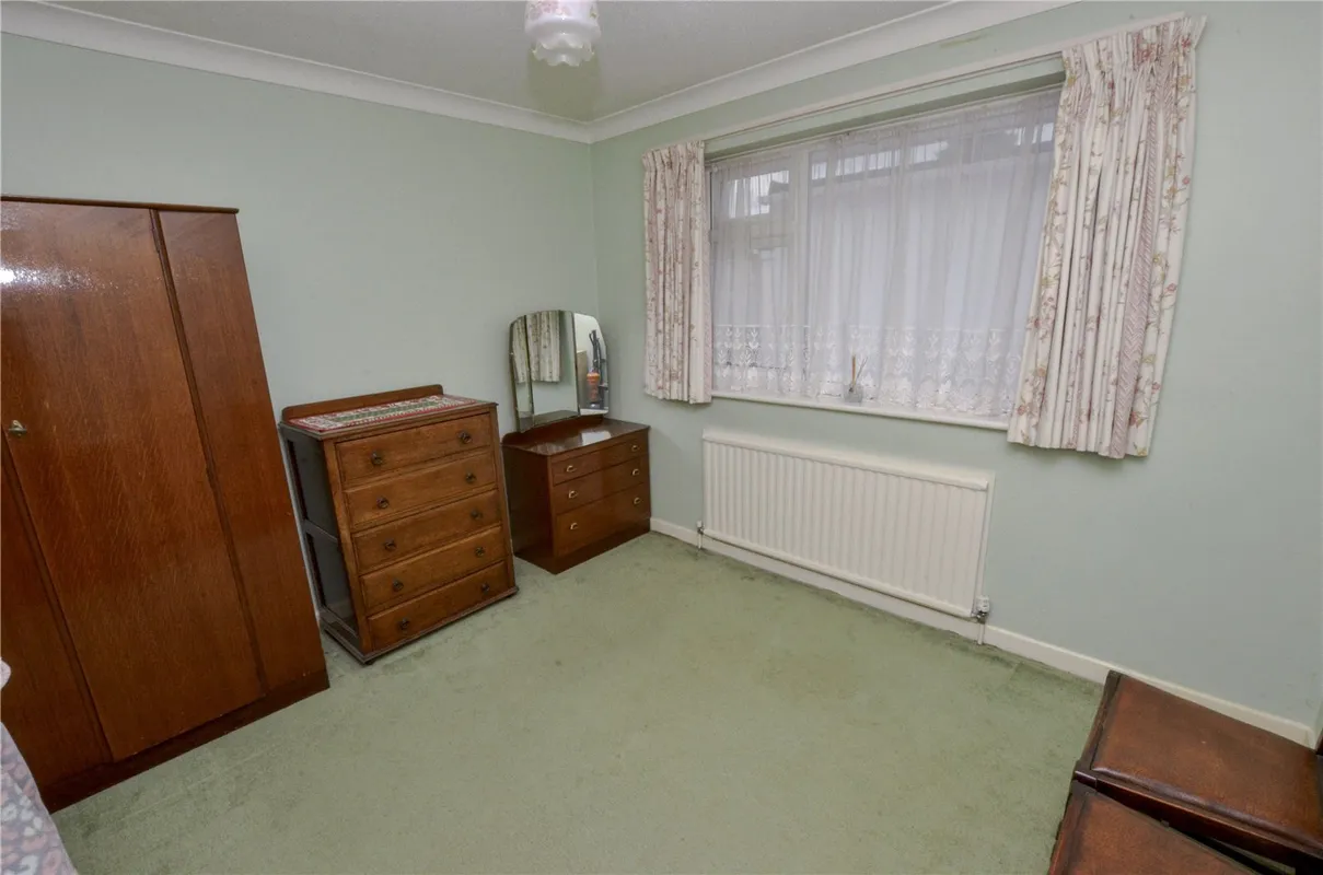 Glenwood Road, West Moors, Ferndown, Dorset, BH22