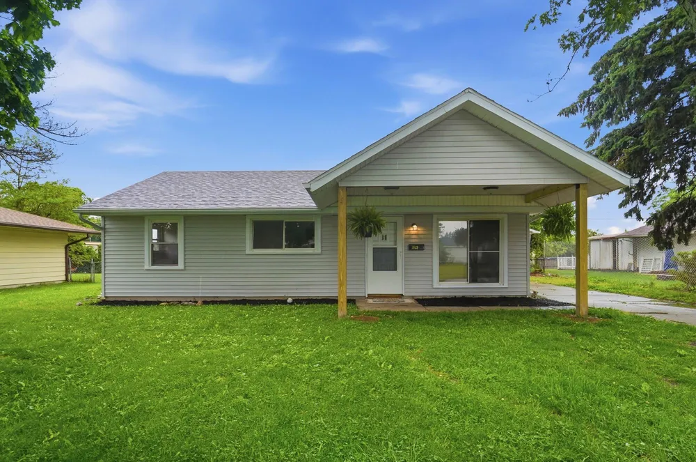 1923 Portage Path, Springfield, OH 45506