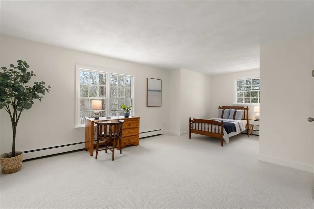71 Philip St, Medfield, MA 02052