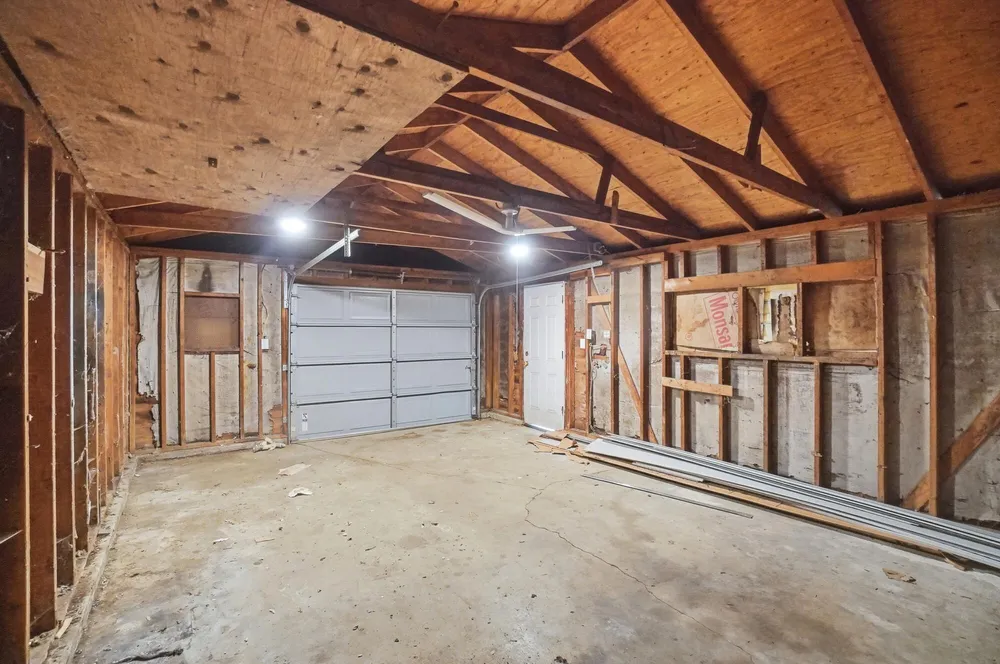 1923 Portage Path, Springfield, OH 45506