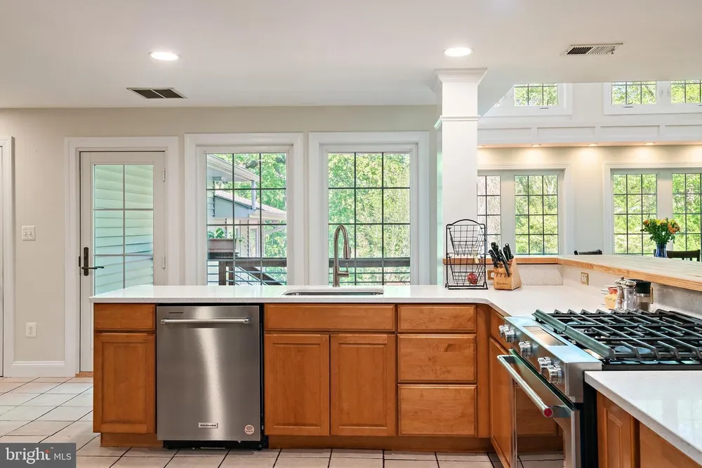 1553 Ashcroft Ln, Arnold, MD 21012