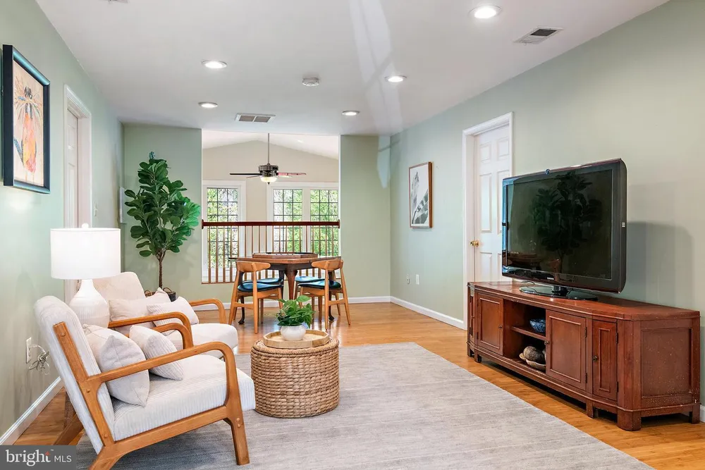 1553 Ashcroft Ln, Arnold, MD 21012
