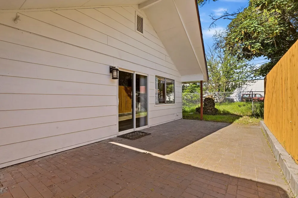 2123 E 6th Ave, Spokane, WA 99202