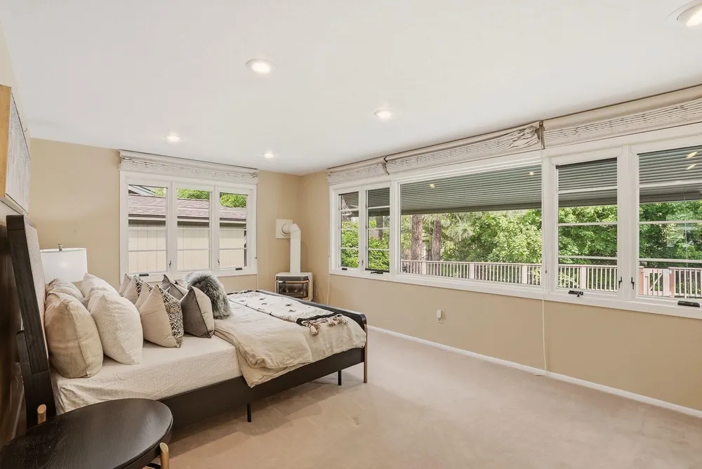 2417 S Helena Ct, Spokane, WA 99203