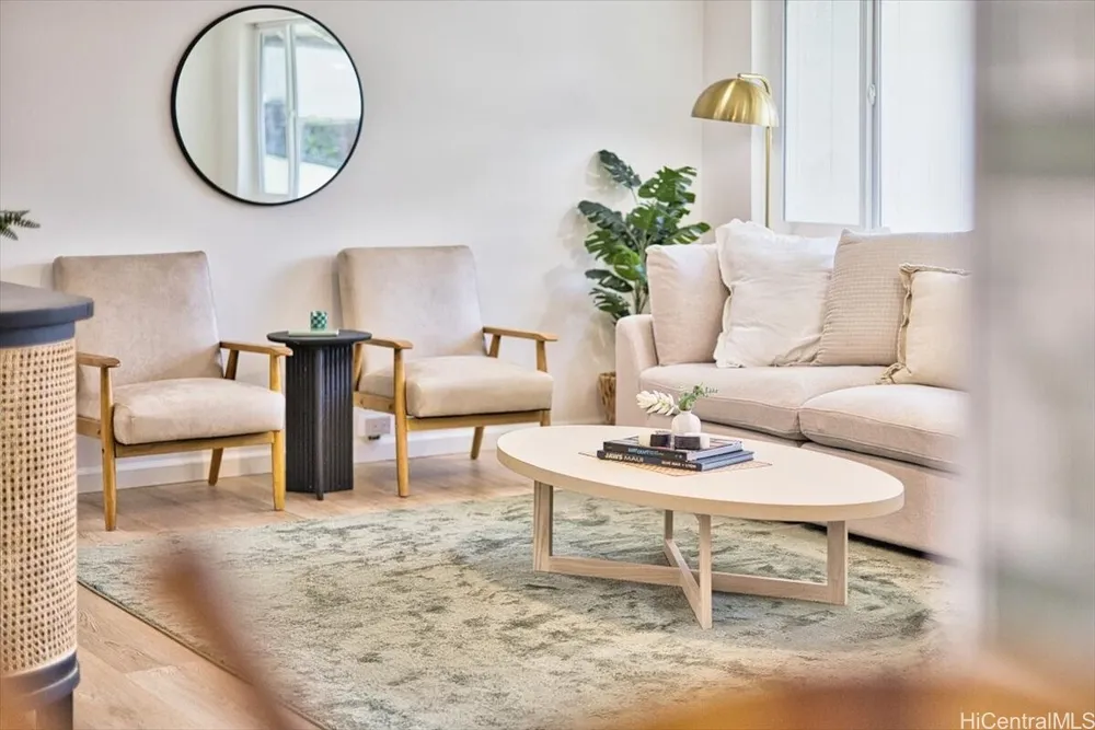 741 Alewa Dr, Honolulu, HI 96817
