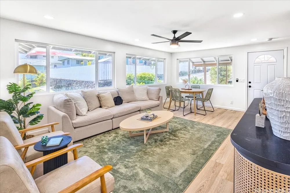 741 Alewa Dr, Honolulu, HI 96817