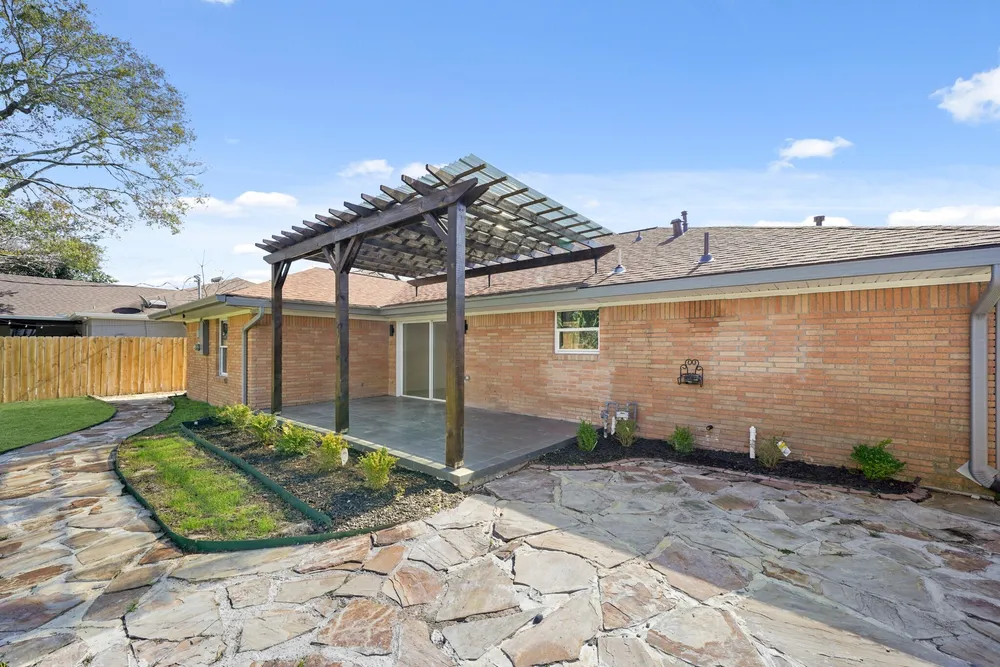 5022 Hazelton St, Houston, TX 77035