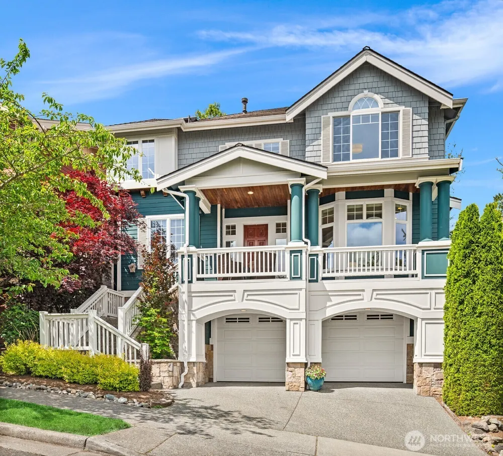 687 Bear Ridge Dr NW, Issaquah, WA 98027