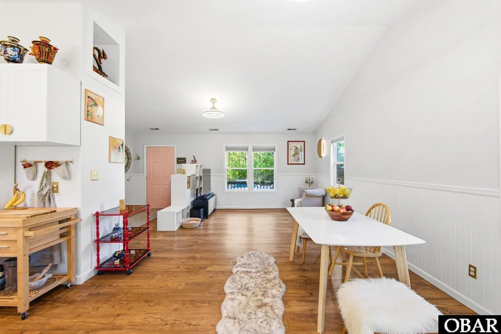 903 Holly St, Kill Devil Hills, NC 27948