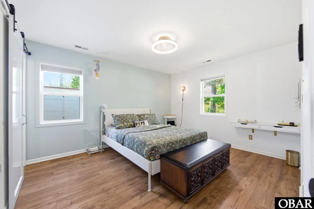 903 Holly St, Kill Devil Hills, NC 27948
