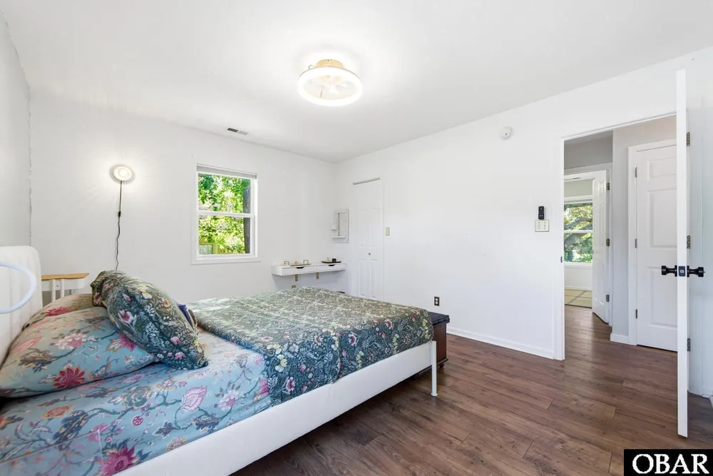 903 Holly St, Kill Devil Hills, NC 27948