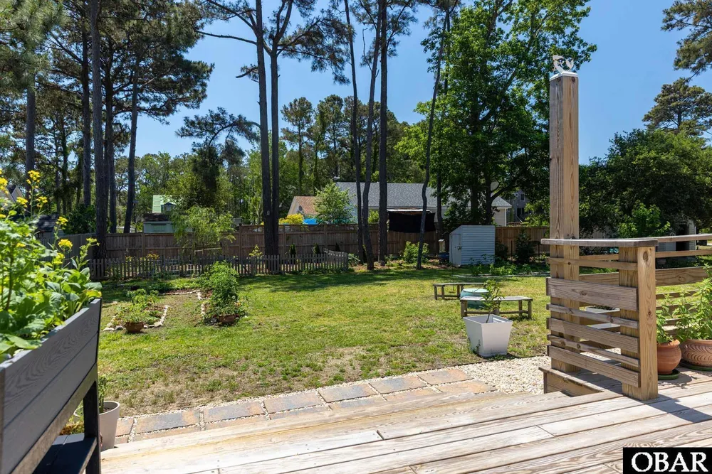 903 Holly St, Kill Devil Hills, NC 27948