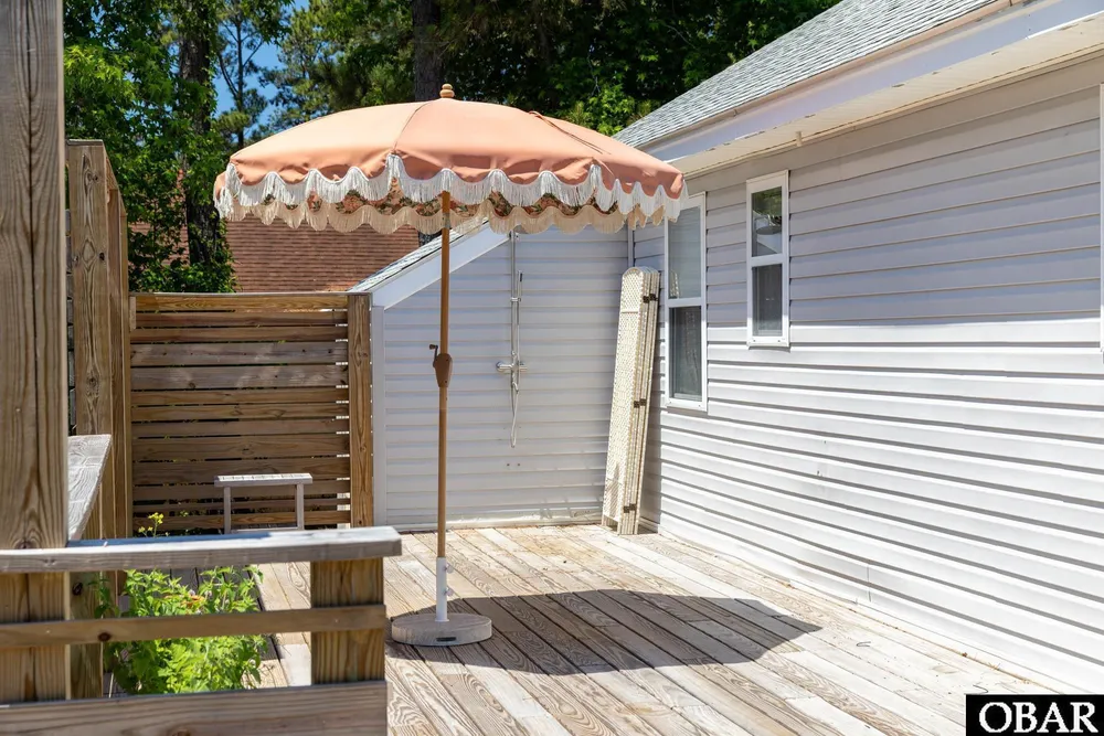 903 Holly St, Kill Devil Hills, NC 27948