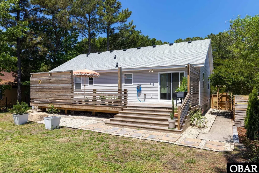 903 Holly St, Kill Devil Hills, NC 27948