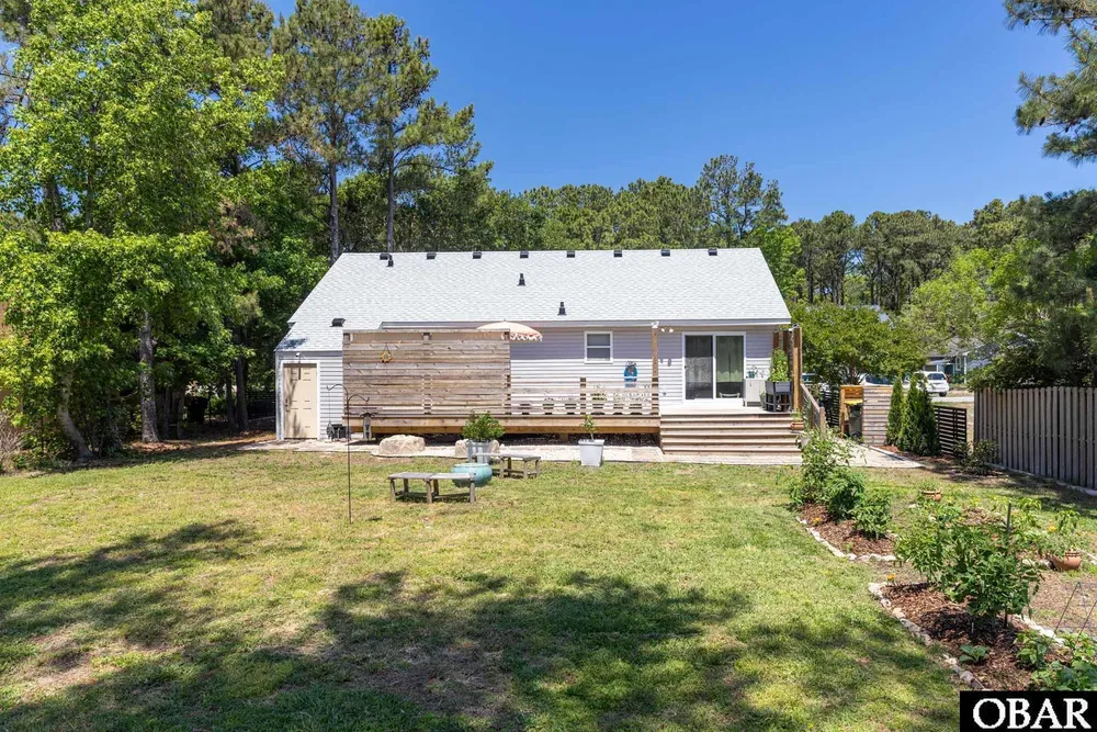 903 Holly St, Kill Devil Hills, NC 27948