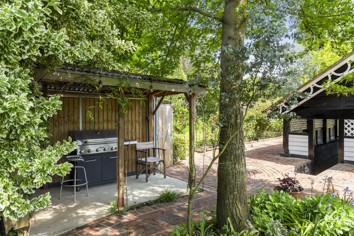 Lock Island, Mill Road, Marlow, SL7 photo 36
