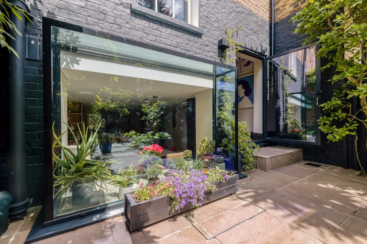 Matlock Street, London, E14 photo 8