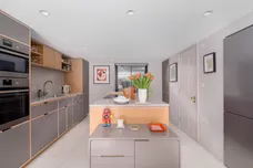 Matlock Street, London, E14 photo 11