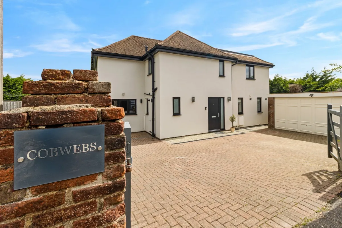 Mill Drive, Crowborough Hill, Crowborough, East Sussex, TN6