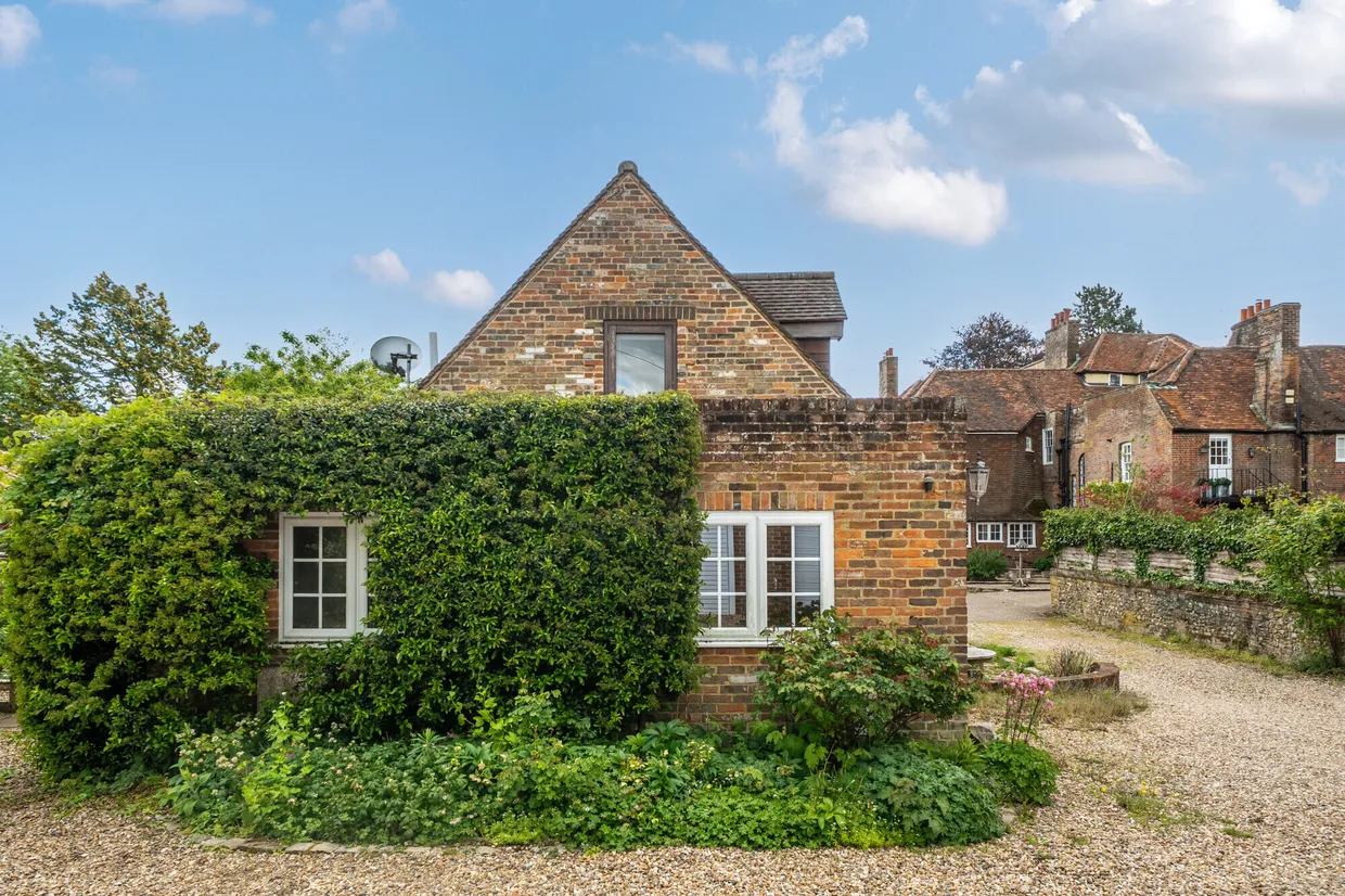 High Street, Great Missenden, HP16 photo 8