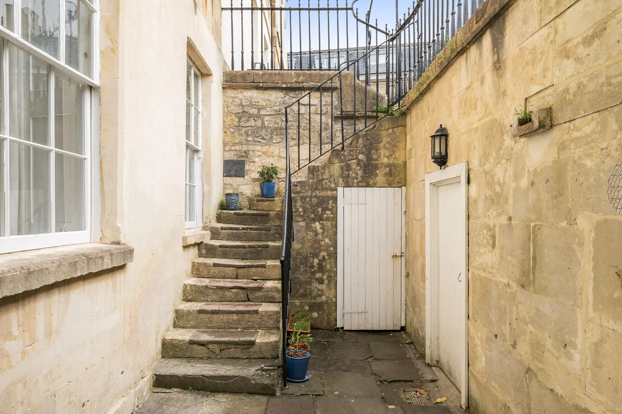 Portland Place, Bath, BA1 photo 2