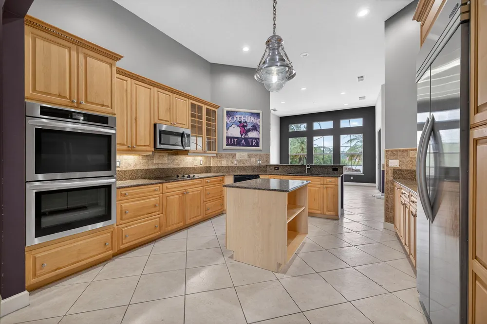 886 SW GRAND RESERVES BLVD, Port St Lucie, FL 34986
