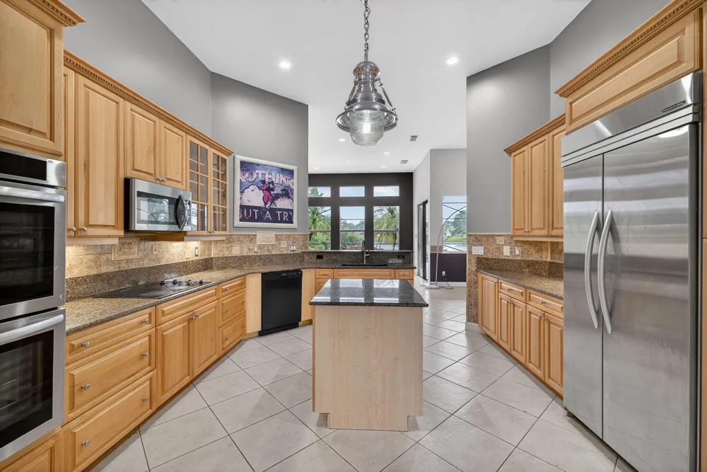 886 SW GRAND RESERVES BLVD, Port St Lucie, FL 34986