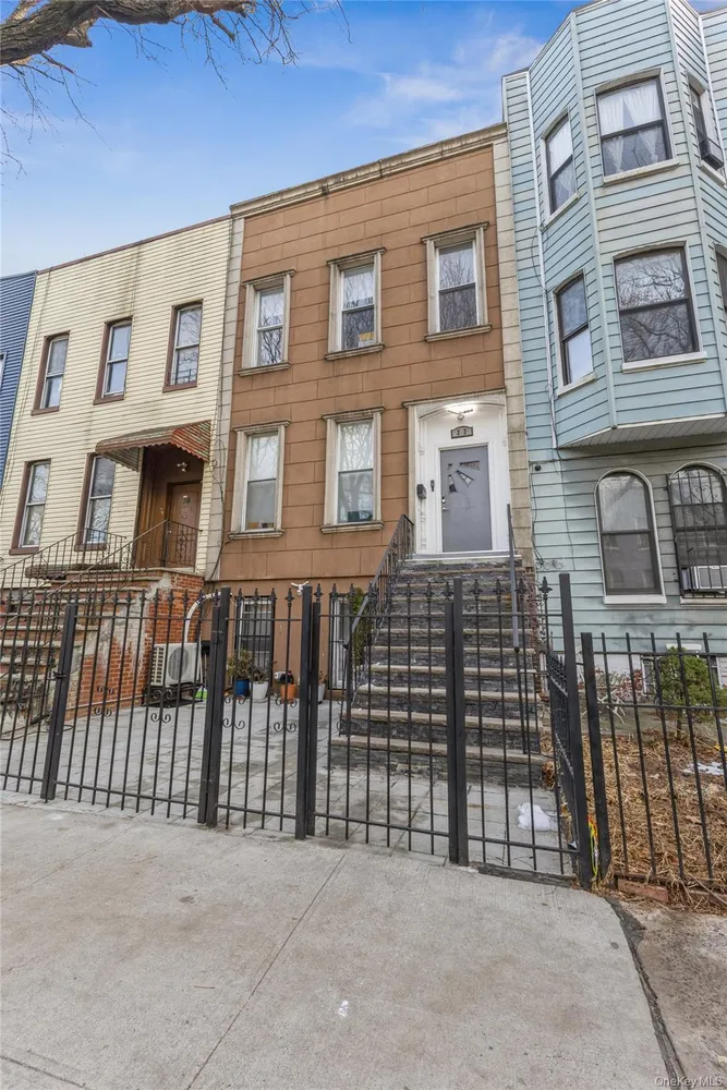 32 Covert St, Brooklyn, NY 11207