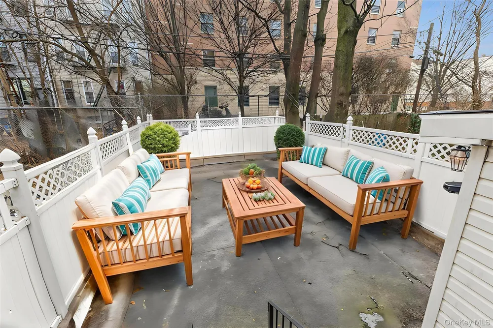 32 Covert St, Brooklyn, NY 11207