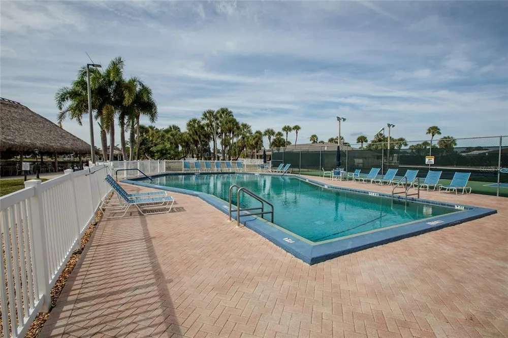 2100 Kings Hwy, Punta Gorda, FL 33980