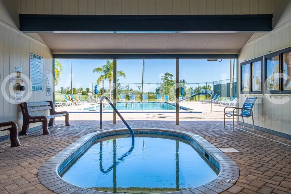 2100 Kings Hwy, Punta Gorda, FL 33980