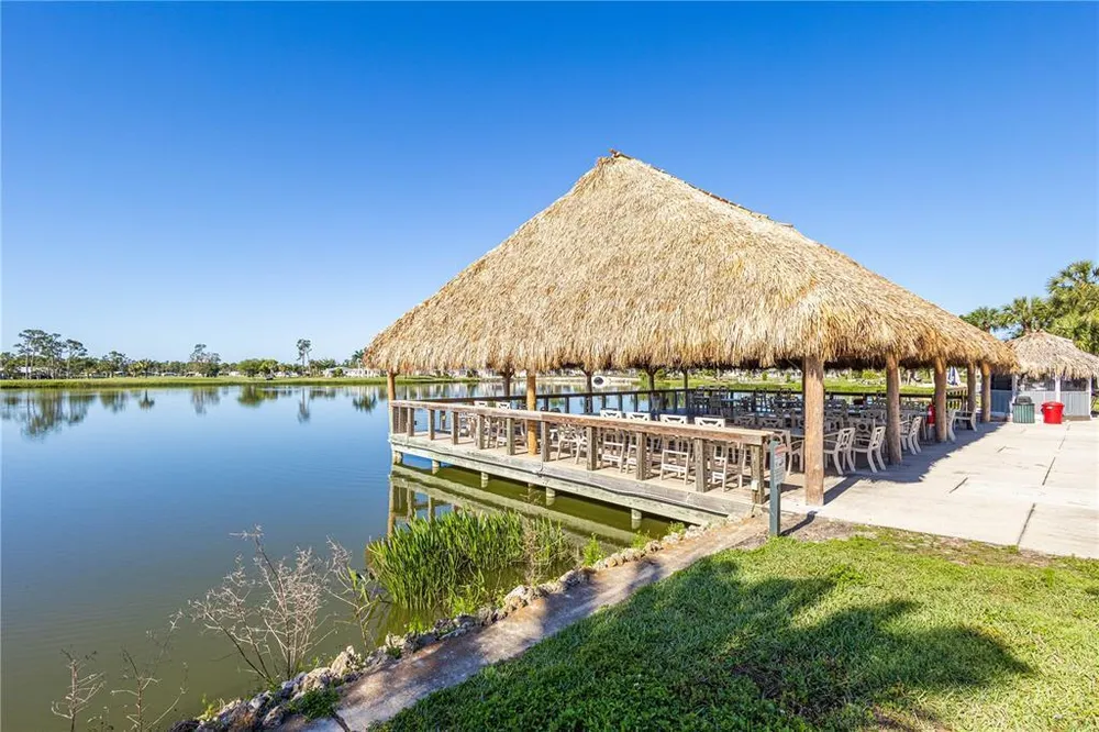 2100 Kings Hwy, Punta Gorda, FL 33980