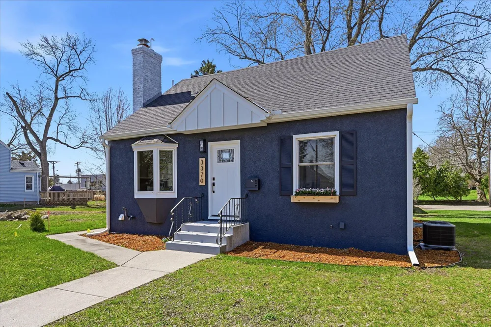 3370 Library Ln, St Louis Park, MN 55426