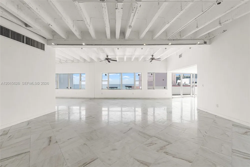 5255 Collins Ave, Miami Beach, FL 33140