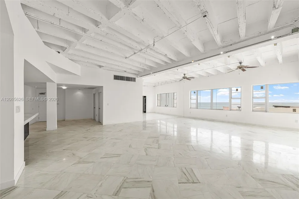 5255 Collins Ave, Miami Beach, FL 33140