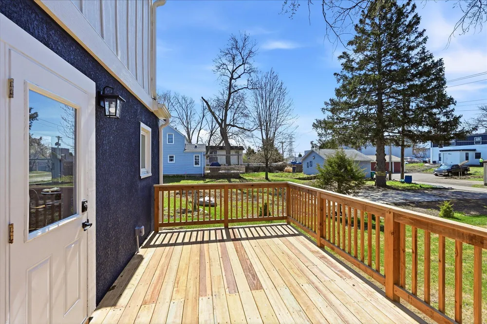 3370 Library Ln, St Louis Park, MN 55426