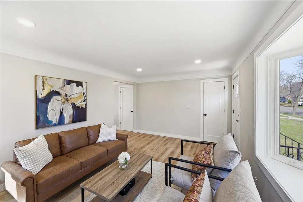 3370 Library Ln, St Louis Park, MN 55426